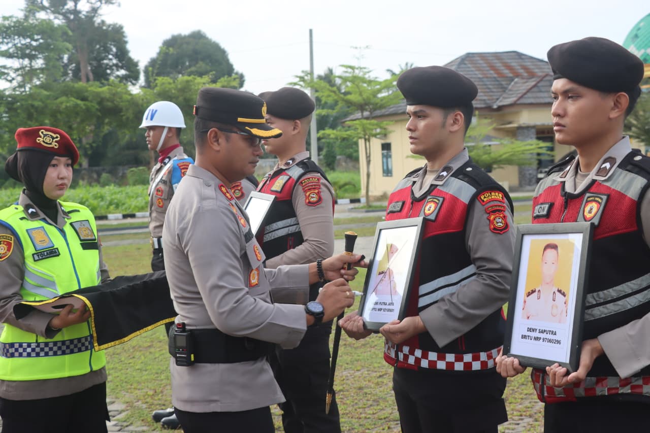 *Kapolda Sumsel Pecat Empat Personel Polres Muratara,Kapolres Integritas Tidak Bisa Dikompromikan*