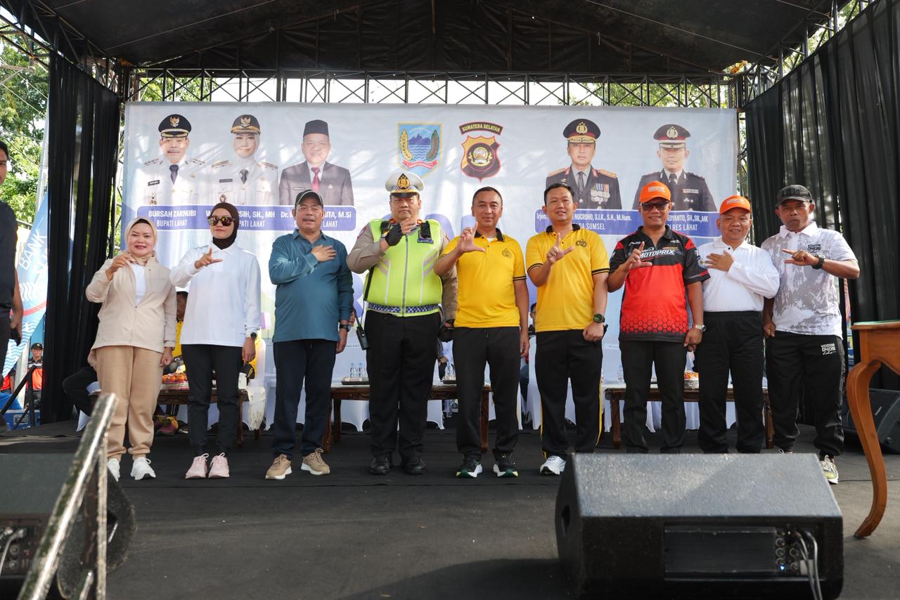 *Kapolda Sumsel Kunjungin Polres Lahat, Hadirin Rangkaian Kegiatan Sosial,Olahraga Dan Kamtibmas*